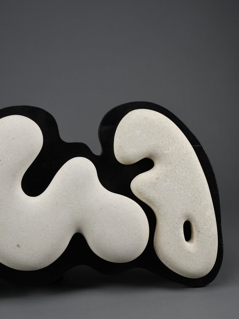 “Murena”, Alberto Cabiddu wall sculpture 1999 Pietra di Vicenza & Ebonized wood - Art