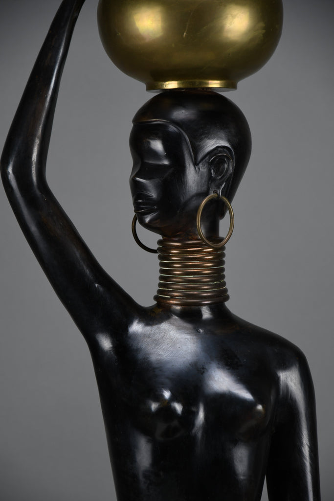 “Ndebele Water Bearer” – mid-century patinated bronze and brass Sculpture of a kneeling African woman c. 1950-60 - Art