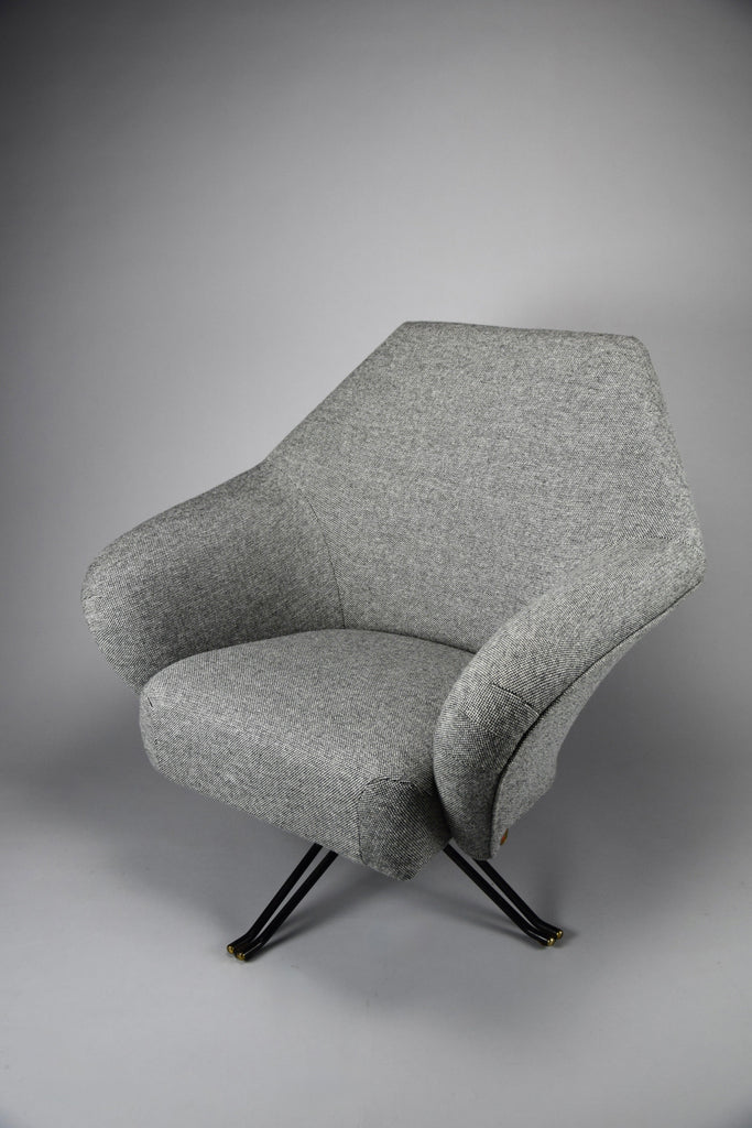 Osvaldo Borsani P32 mid century lounge chair - Furniture