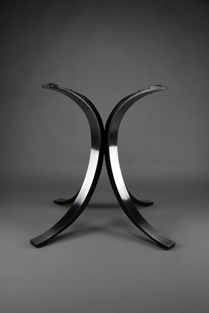Osvaldo Borsani T69 dining table for Tecno Italy 1960s – original round fumé glass top 120 cm - Furniture