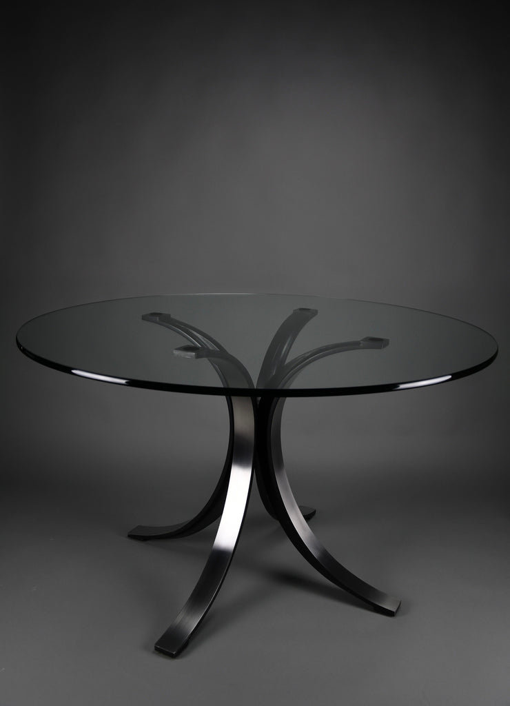 Osvaldo Borsani T69 dining table for Tecno Italy 1960s – original round fumé glass top 120 cm - Furniture