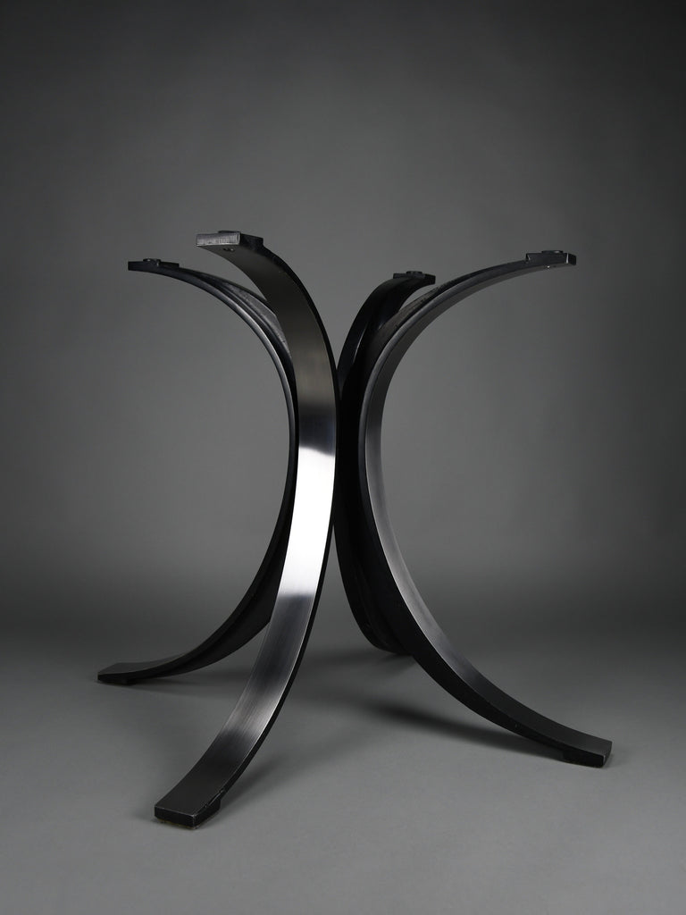 Osvaldo Borsani T69 dining table for Tecno Italy 1960s – original round fumé glass top 120 cm - Furniture