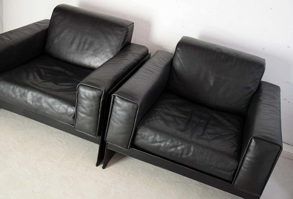 Pair of Korium Black Leather Lounge Chairs by Tito Agnoli for Matteo Grassi - Furniture