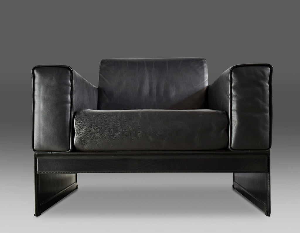 Pair of Korium Black Leather Lounge Chairs by Tito Agnoli for Matteo Grassi - Furniture