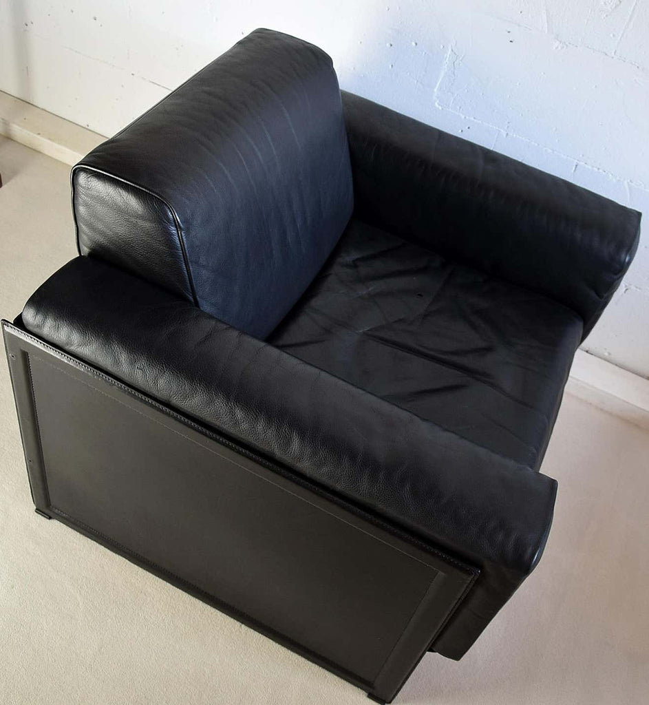 Pair of Korium Black Leather Lounge Chairs by Tito Agnoli for Matteo Grassi - Furniture