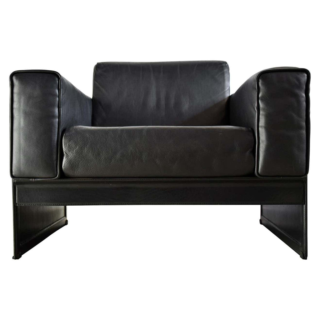 Pair of Korium Black Leather Lounge Chairs by Tito Agnoli for Matteo Grassi - Furniture