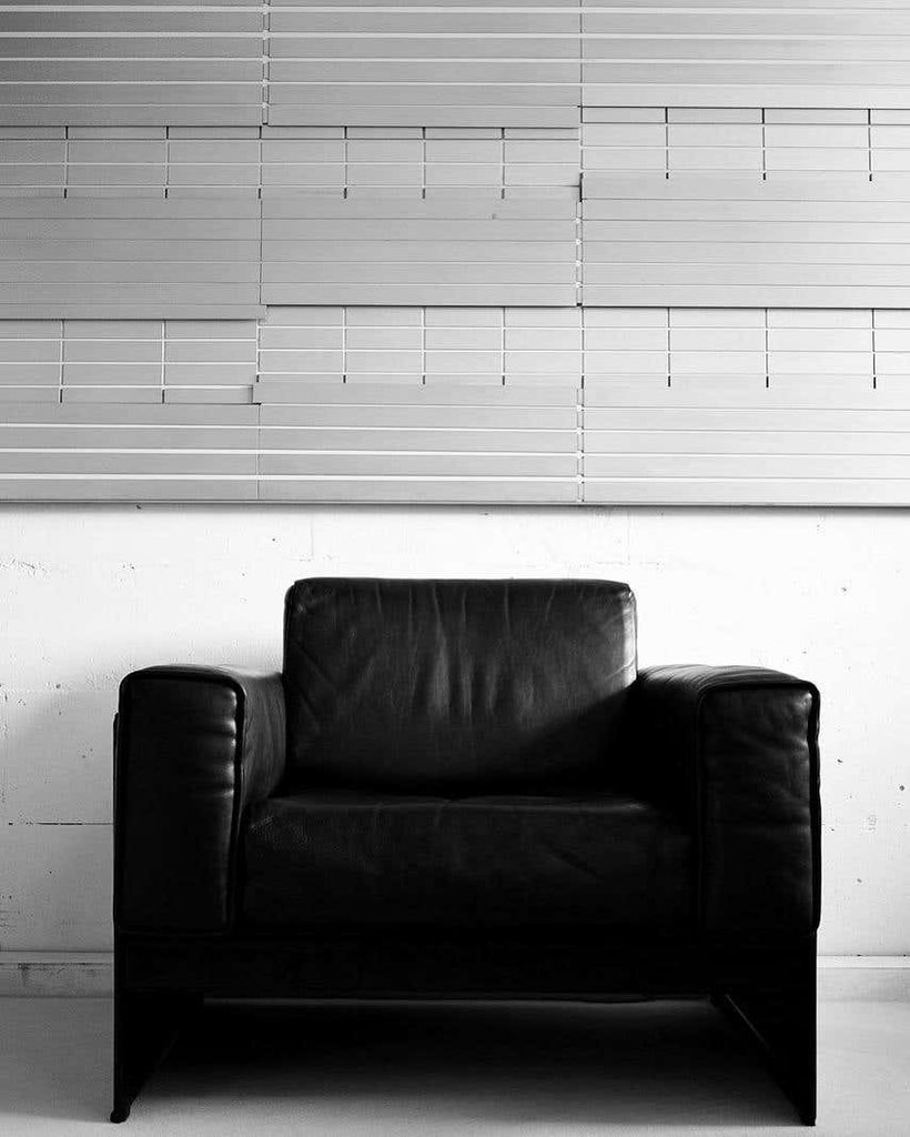 Pair of Korium Black Leather Lounge Chairs by Tito Agnoli for Matteo Grassi - Furniture