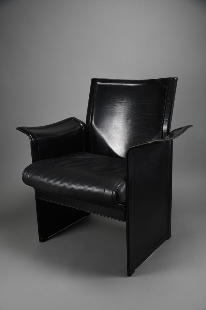 Postmodern black leather Korium armchair by Tito Agnoli for Matteo Grassi Italy 1980s - Furniture