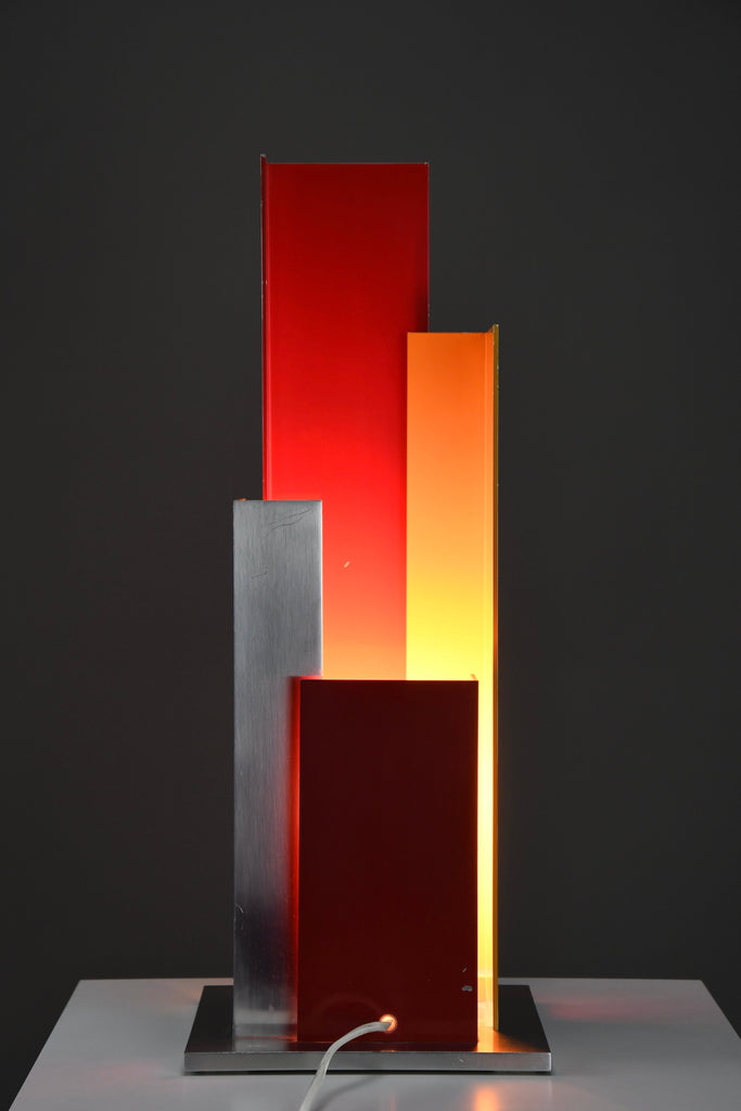 Sculptural mid-century-modern aluminium table lamp a masterpiece of Italian design - Lighting