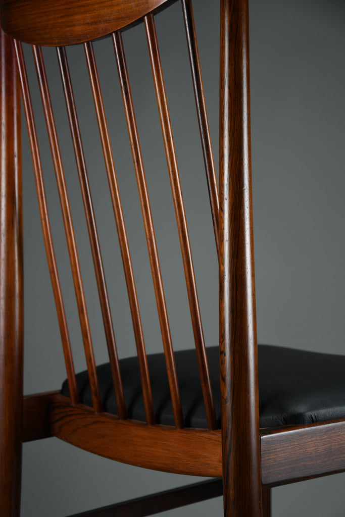 Set of four model 422 dining chairs by Helge Sibast Denmark - Furniture