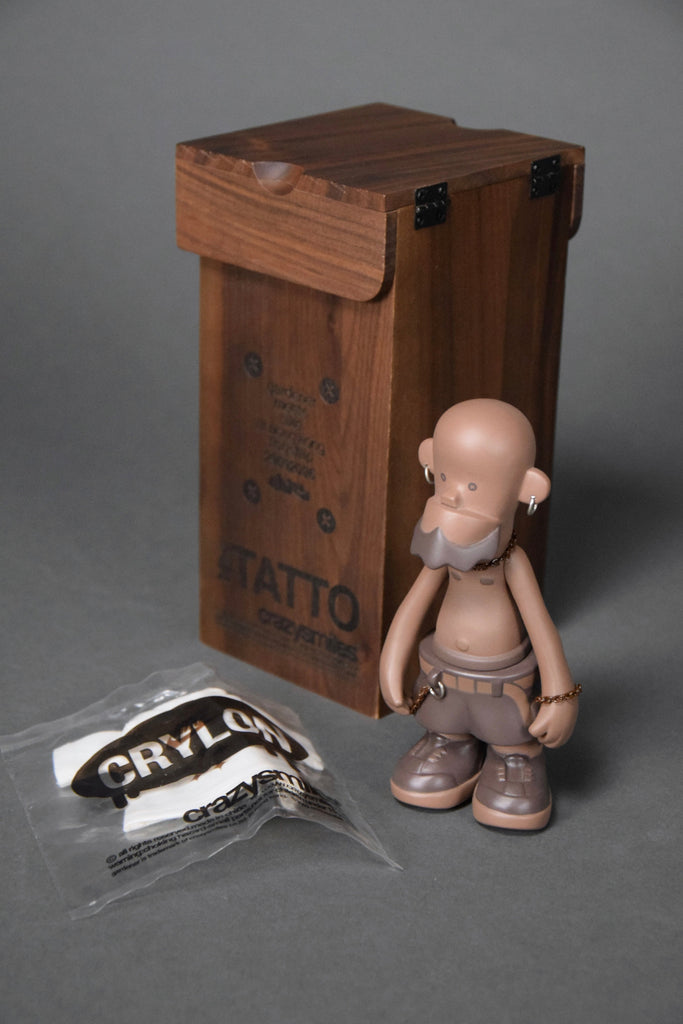 Tatto limited edition gardener meets Nike 2006 Designer Toy - Art Toys