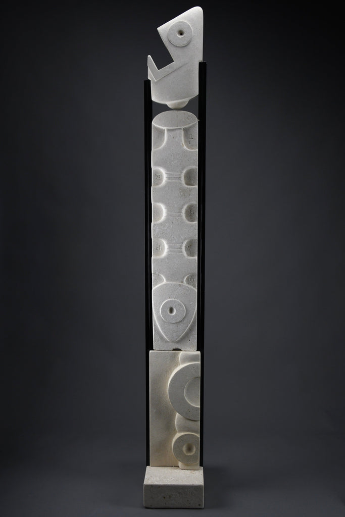 “Trova Tempo” by Alberto Cabiddu monumental modernist totem in Pietra di Vicenza 1997 - Art