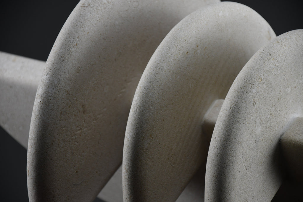 “XYZ4” by Alberto Cabiddu a harmonic dialogue in stone (1999) - Decor Sculpture