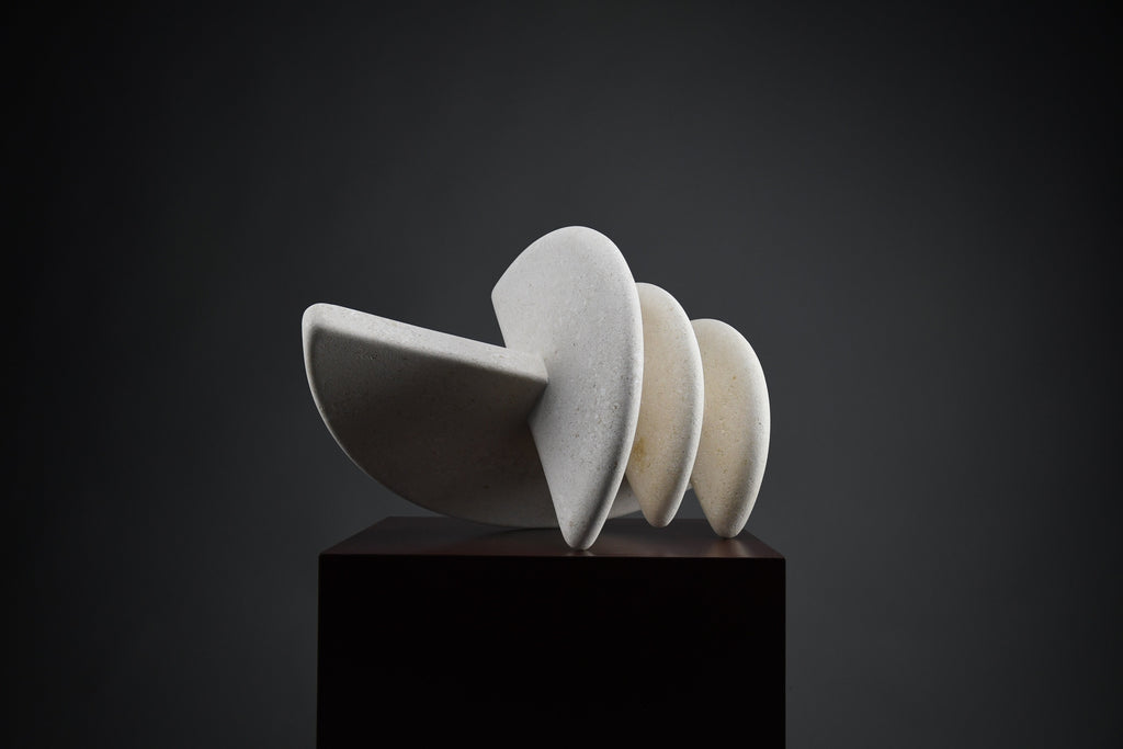 “XYZ4” by Alberto Cabiddu a harmonic dialogue in stone (1999) - Decor Sculpture