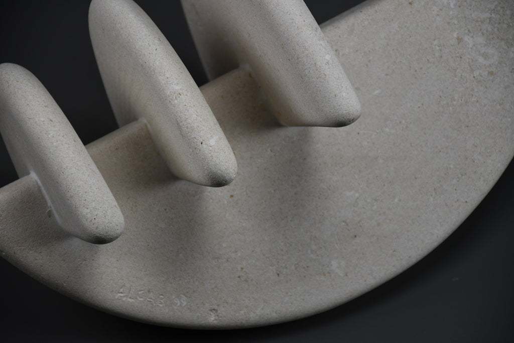 “XYZ4” by Alberto Cabiddu a harmonic dialogue in stone (1999) - Decor Sculpture