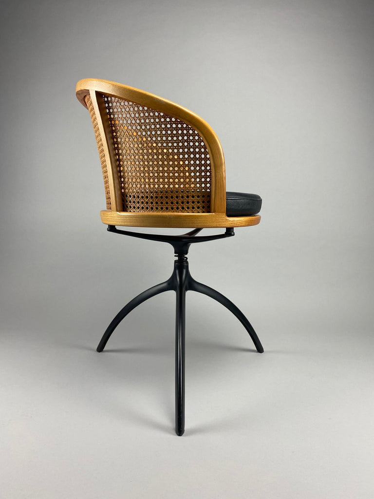 Young Lady Swivel Chair by Paolo Rizzatto - Furniture